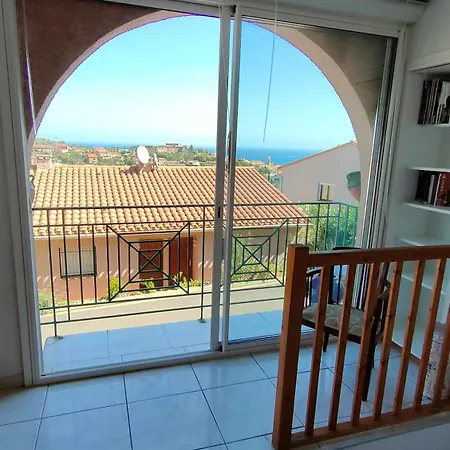- Piscine Jukebox 6 Pers *